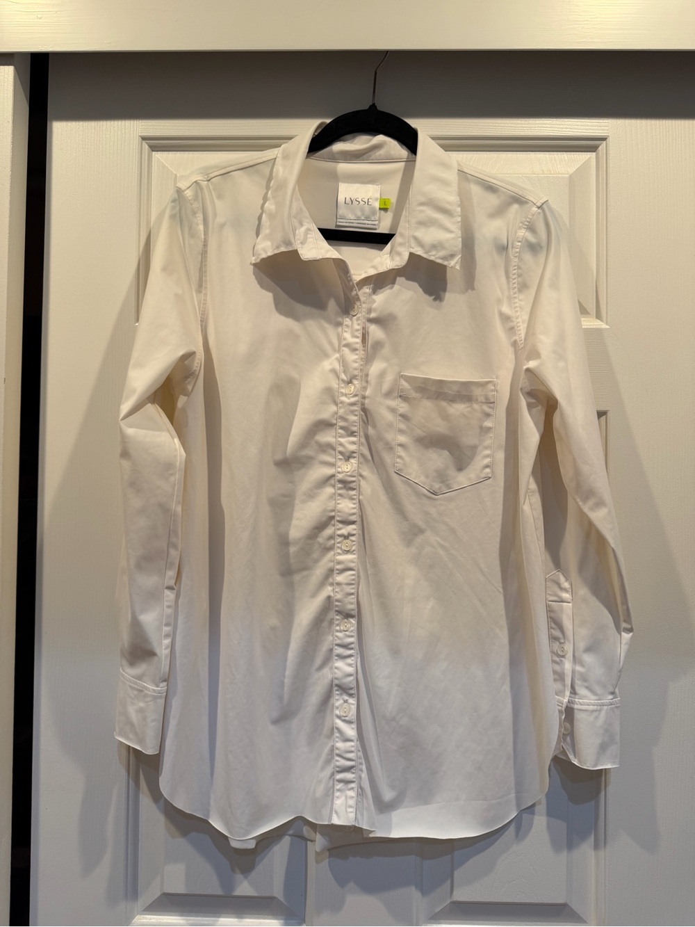 Lysse White Women's Button-Down Shirt with Chest Pocket